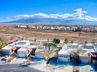 594 Diez Y Ocho Ct SE, Rio Rancho, NM 87124