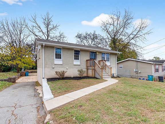 2nd image of 2509 Old Matthews Rd