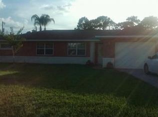 734 NE Emerson St, Port Saint Lucie, FL 34983