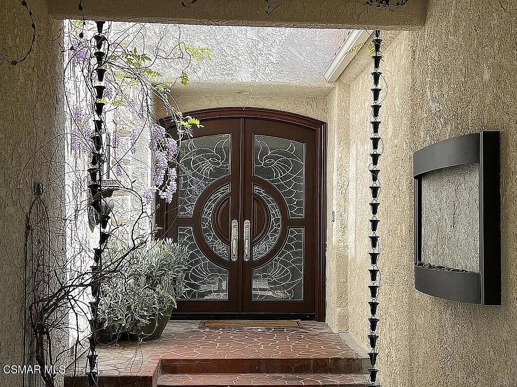 m*い様 house on the hill 5924 Rainbow Hill Rd, Agoura Hills, CA 91301 | Zillow