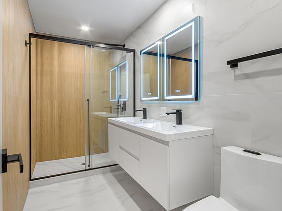 5th image of 463 Columbus Ave APT 1