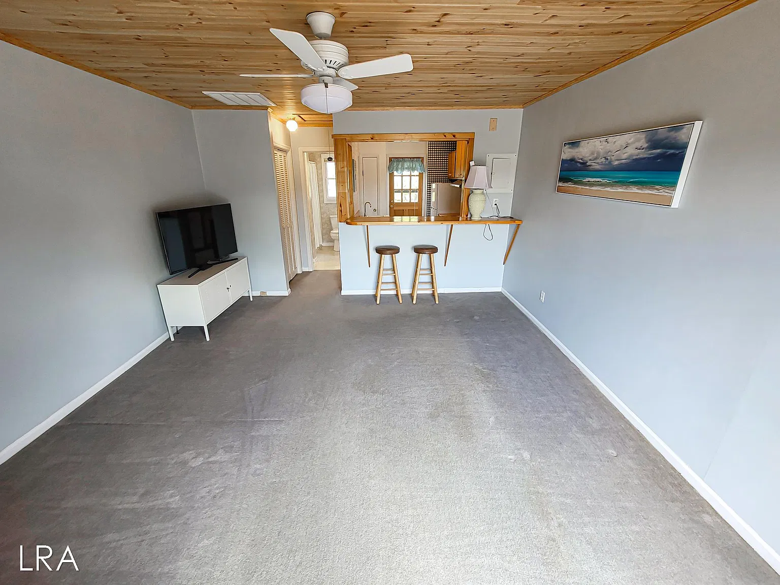 Studio, 392 sqft, $1,300 — Photo 3