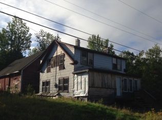 46 Parker Rd, Carroll, NH 03598