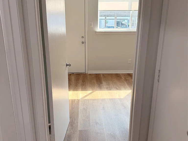 3925 Inwood Rd #1017 — Photo 10