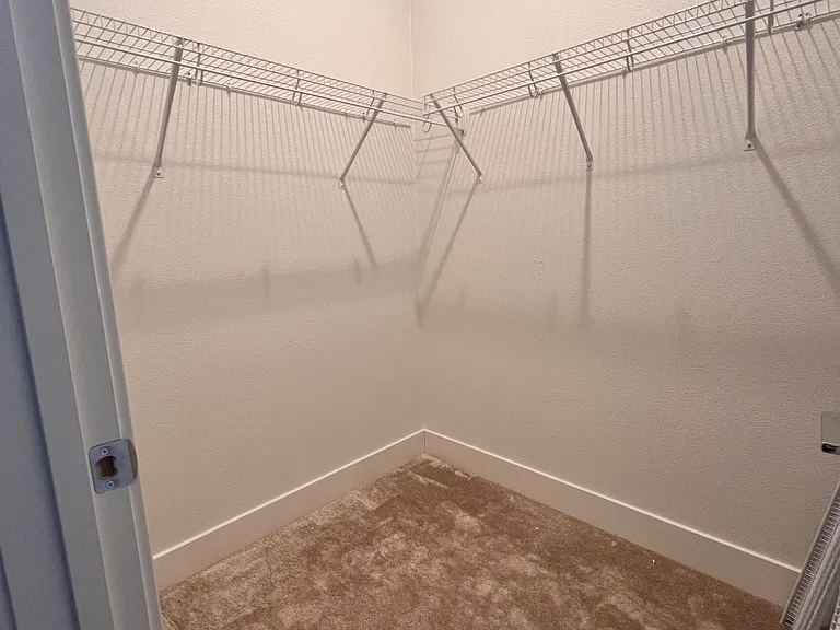 4045 Maddy Ave — Photo 12