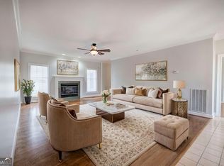 200 Shadowood Dr SE, Calhoun, GA 30701