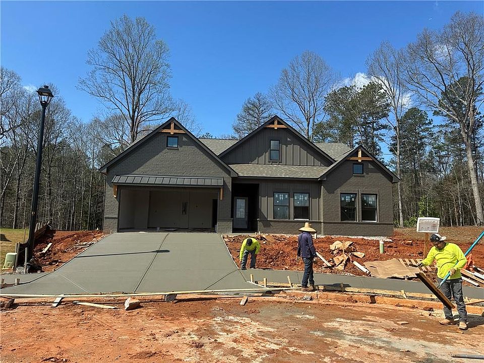 1st image of 144 Rose Lake Ct