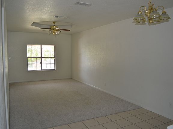 5th image of 907 McClure Ln #A