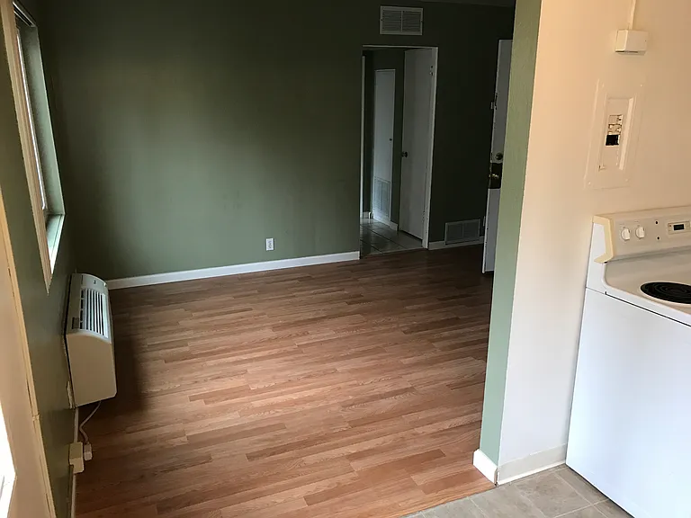 610 23rd St #16 — Photo 5