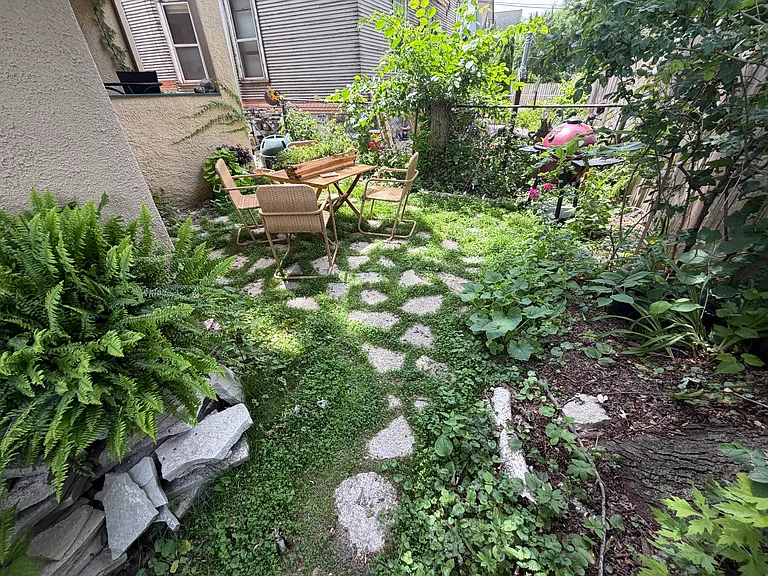 1256 Spaight St #1 — Photo 33