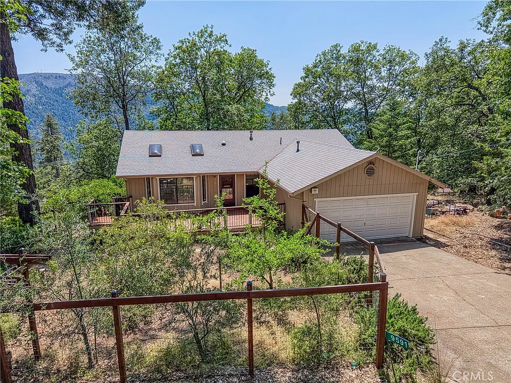 9591 Lassen Dr photo 1