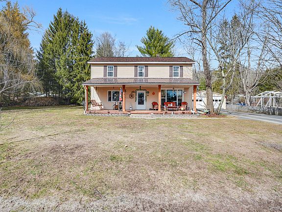 2nd image of 11 Gale Road