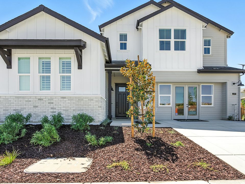 Azure at Francis Ranch by Trumark Homes in Dublin, CA I Residence 1 Model