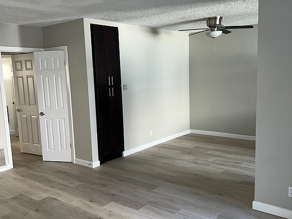 3rd image of 4525 Santo Tomas Dr #3