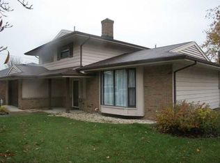 5946 Vistamar Rd, Toledo, OH 43611