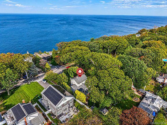 3rd image of 14 Waterview Drive