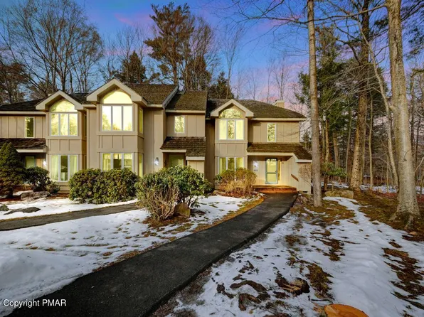 335 Chickagami Ln, Pocono Pines, PA 18350