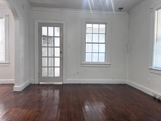 3 bed, 1350 sqft, $1,350 — Photo 2