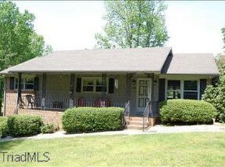 Wildwood Ln, Winston Salem, NC 27107