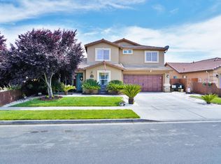 1383 W Castoro Way, Hanford, CA 93230