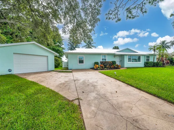 548 SW Aster Road, Port St Lucie, FL 34953