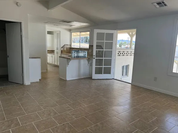 323 East St, Needles, CA 92363