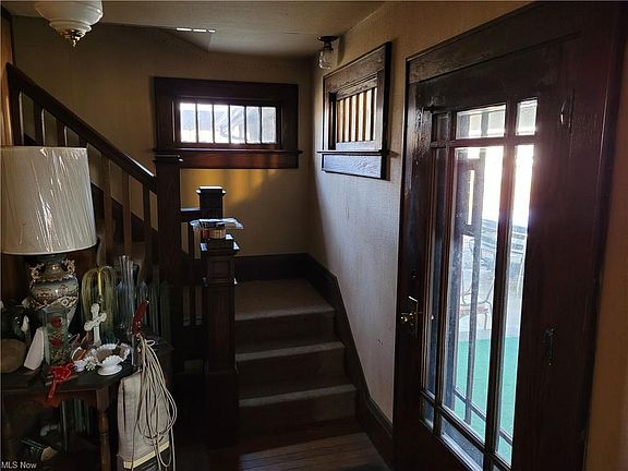 3rd image of 108 Elmwood Ave