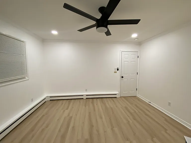 2 Burning Bush Blvd #2B — Photo 19