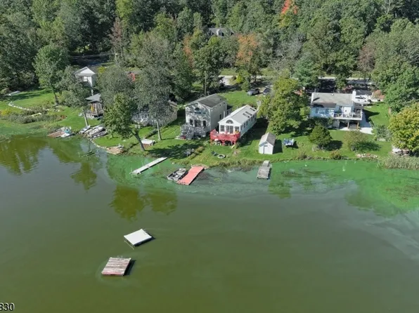 137 E Shore Lake Owassa Rd, Frankford Twp., NJ 07860