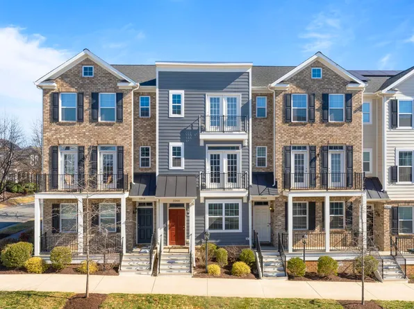 1066 Old Trail Dr, Crozet, VA 22932