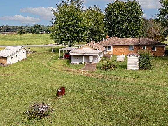 5th image of 492 Campbellsville Pike