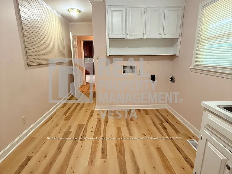 5116 Pineridge Dr — Photo 17