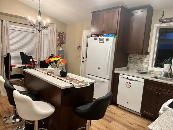 14243 Tomalee Ln, Clearlake Oaks, CA 95423