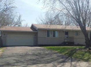 16 105th Ln NW, Coon Rapids, MN 55448