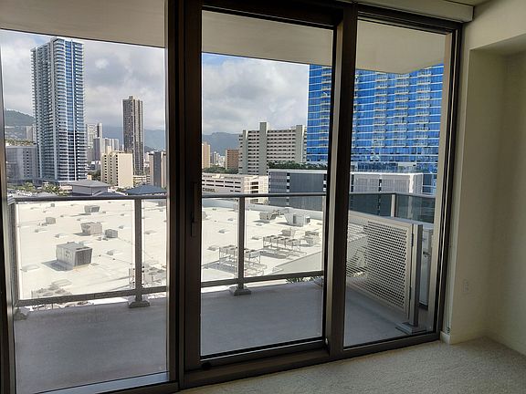4th image of 1388 Kapiolani Blvd #1000