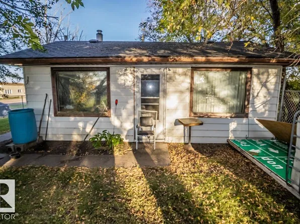 219 2nd Ave, Two Hills County No. 21, AB T0B 0P0