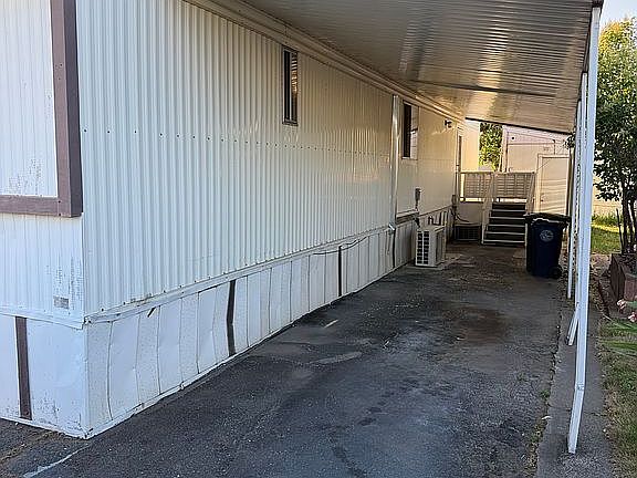 4th image of 5935 Auburn Blvd #20