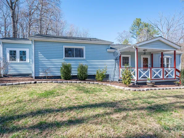 939 Dameron Rd, Bessemer City, NC 28016