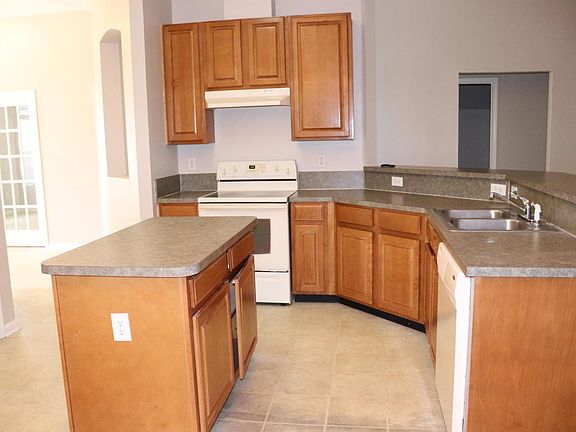 3rd image of 12639 Arrowleaf Ln