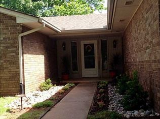 812 Belle Air Ave, Edmond, OK 73013