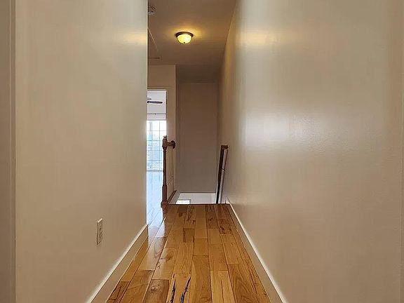 5th image of 33 Summit Ave #2A