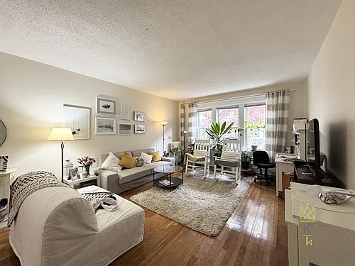 44A Saint Paul St #1 Photo 1