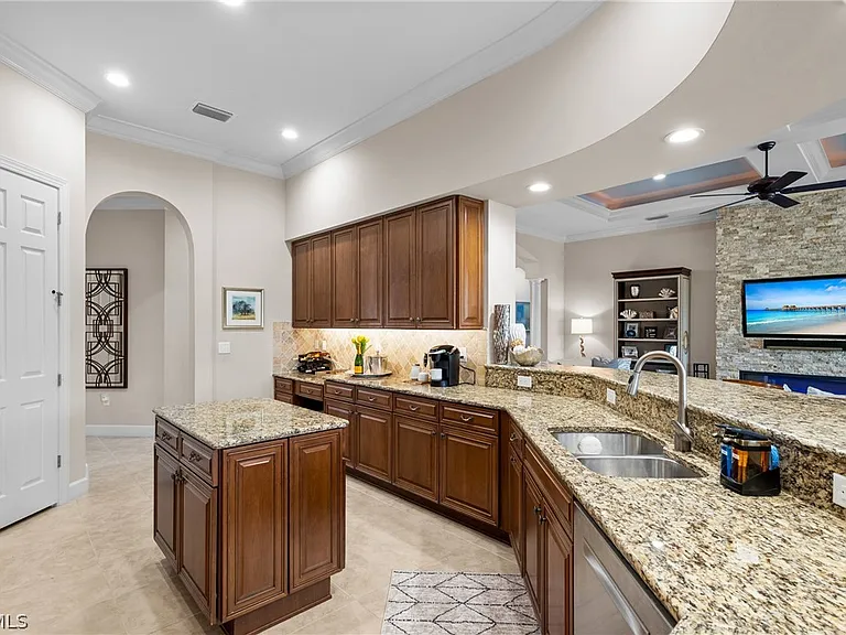 9383 Slate Ct — Photo 9