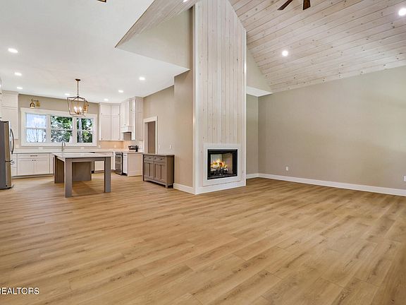 5th image of 124 Markham Ln Lot 86