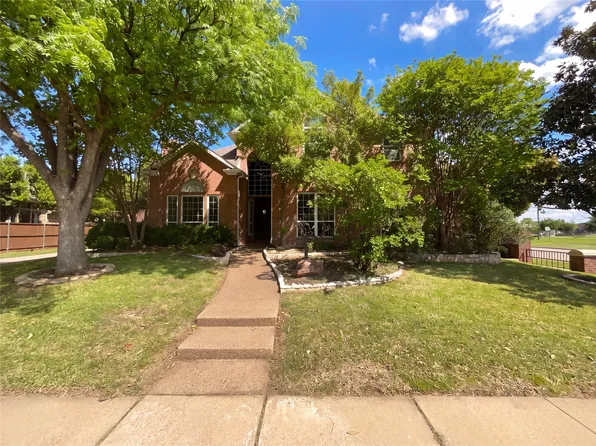 2400 Creekview Dr, Plano, TX 75093