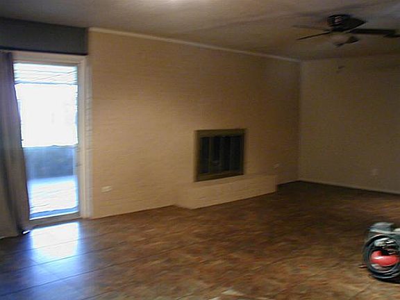 3rd image of 4814 Hope St