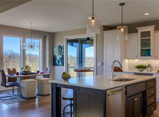 16697 W 165th St, Olathe, KS 66062