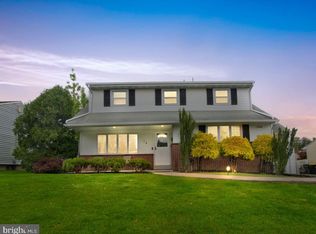 14 Glenrock Dr, Claymont, DE 19703