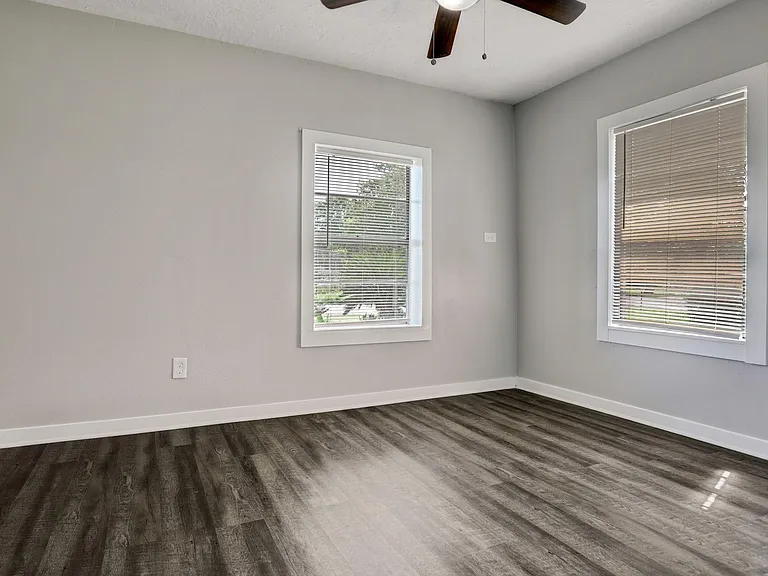 308 Bennett Dr — Photo 9
