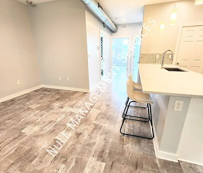 6026 Butler St #2 — Photo 3